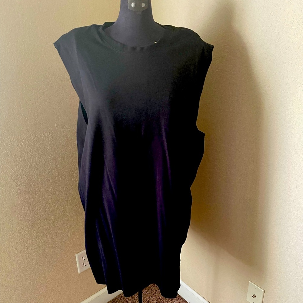 H&M black muscle tee style dress